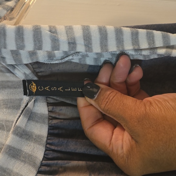 Tan Tunic sleeveless tie neck top rustic rose stripe design.new - Picture 6 of 6